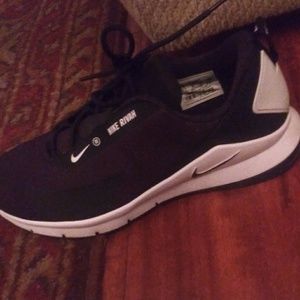 Meet your Posher, Christle